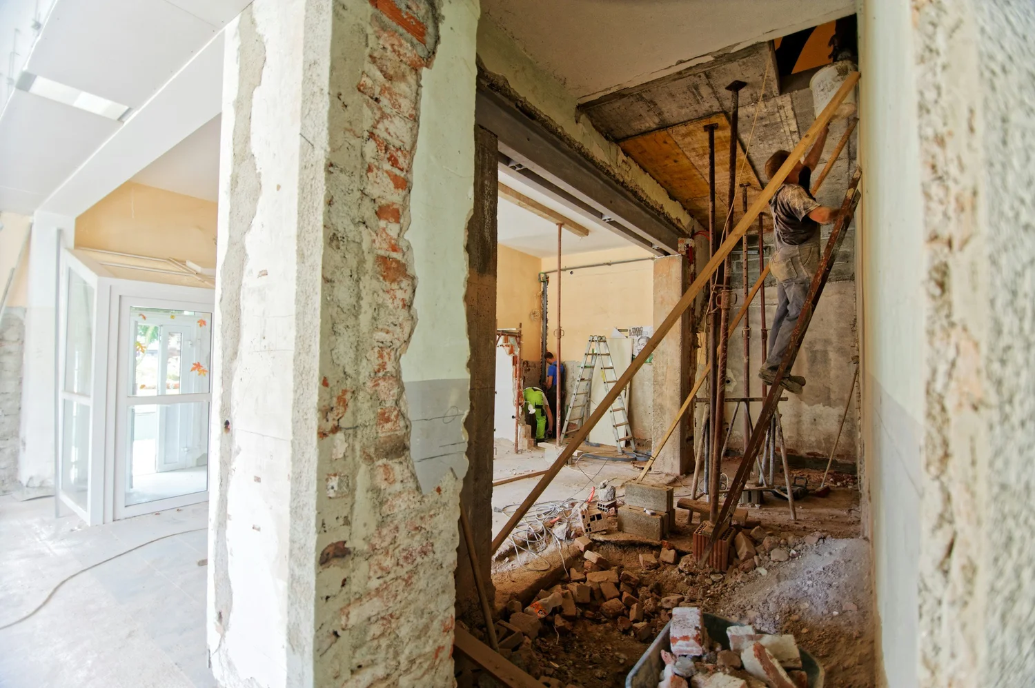 Why Engaging a Shutter Company Before Renovations Is Crucial